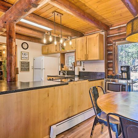 Classic Colorado Log Home With Mountain Views! Florissant Kültér fotó